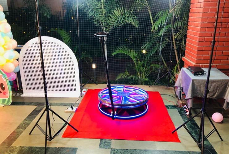 360 Selfie Booth